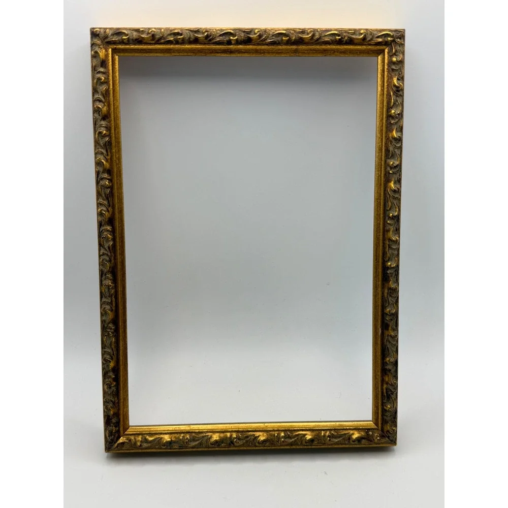 Vintage Ornate Gold Gilt Wood Picture‎ Frame Scroll Relief Open Frame 8x10
